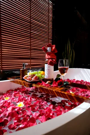 Bathtub with Romantic Decoration
